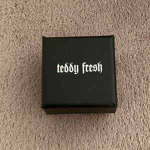 **SOLD** Like New Teddy Fresh Loving Bears Ring size 6 in box